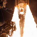 Jared: Delta IV / WGS-7: A close-up view of the engine and boosters which power the Delta IV Medium+(5,4)