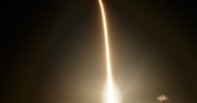 SpaceX's Falcon 9 powers the Crew Dragon on its journey to orbit.  Photo Credit: Jared Haworth / We Report Space