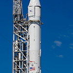 Falcon 9 / CRS-8 Launch: Dragon spacecraft and Falcon 9 interstage.