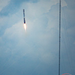 Falcon 9 / CRS-11 (Bill & Mary Ellen Jelen): Landing, before legs deployed