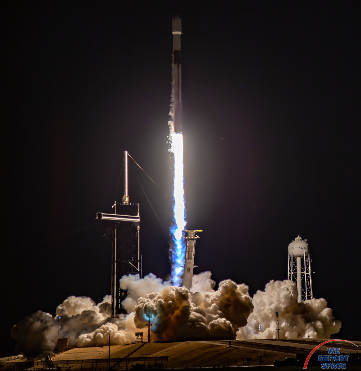 SpaceX Starlink 10 BlackSky Launch on August 7th 2020 from LC-39A Cape ...