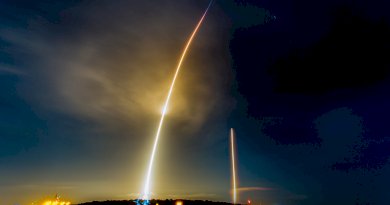 Falcon9 OG2 launch and landing by Space X