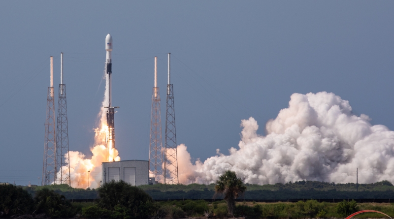 SpaceX's Falcon 9 rocket lifts off at 4:10pm on June 30, 2020, carrying GPS III SV03 to orbit.  Photo credit: Scott Schilke / We Report Space