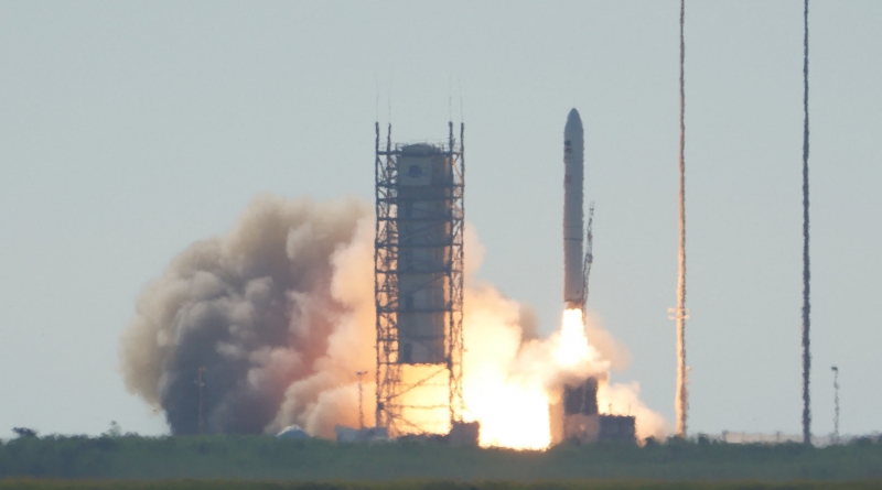 Northrop Grumman's Minotaur IV rocket launches from the Mid Atlantic Regional Spaceport on July 15, 2020.  Photo credit: Jared Haworth / We Report Space