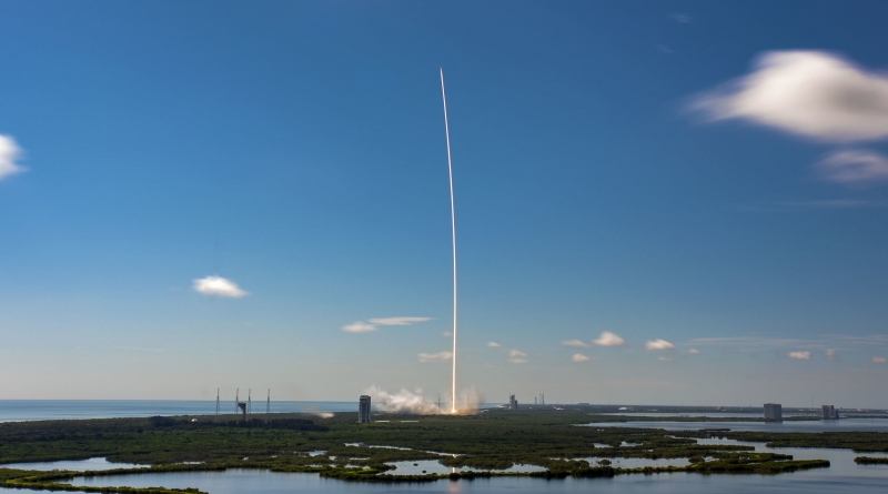 SpaceX's Falcon 9 rocket sets a new record for reusability, with six flights and recoveries on a first stage booster.  Photo credit: SpaceX