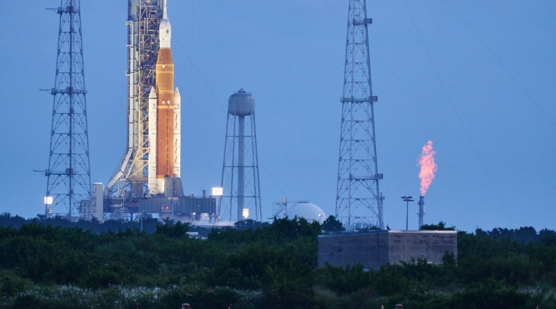 Artemis I's Space Launch System rocket during fueling at LC-39B on September 3, 2022.  Photo credit: Jared Haworth / We Report Space